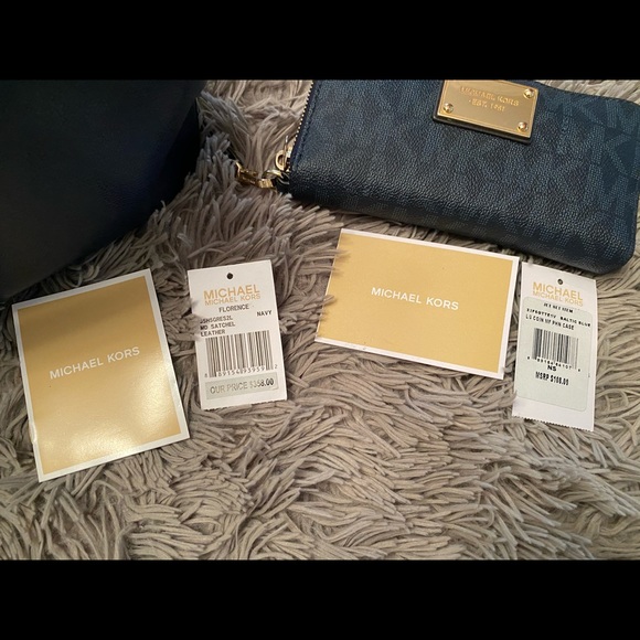 Navy Michael Kors purse and wallet - Picture 2 of 8